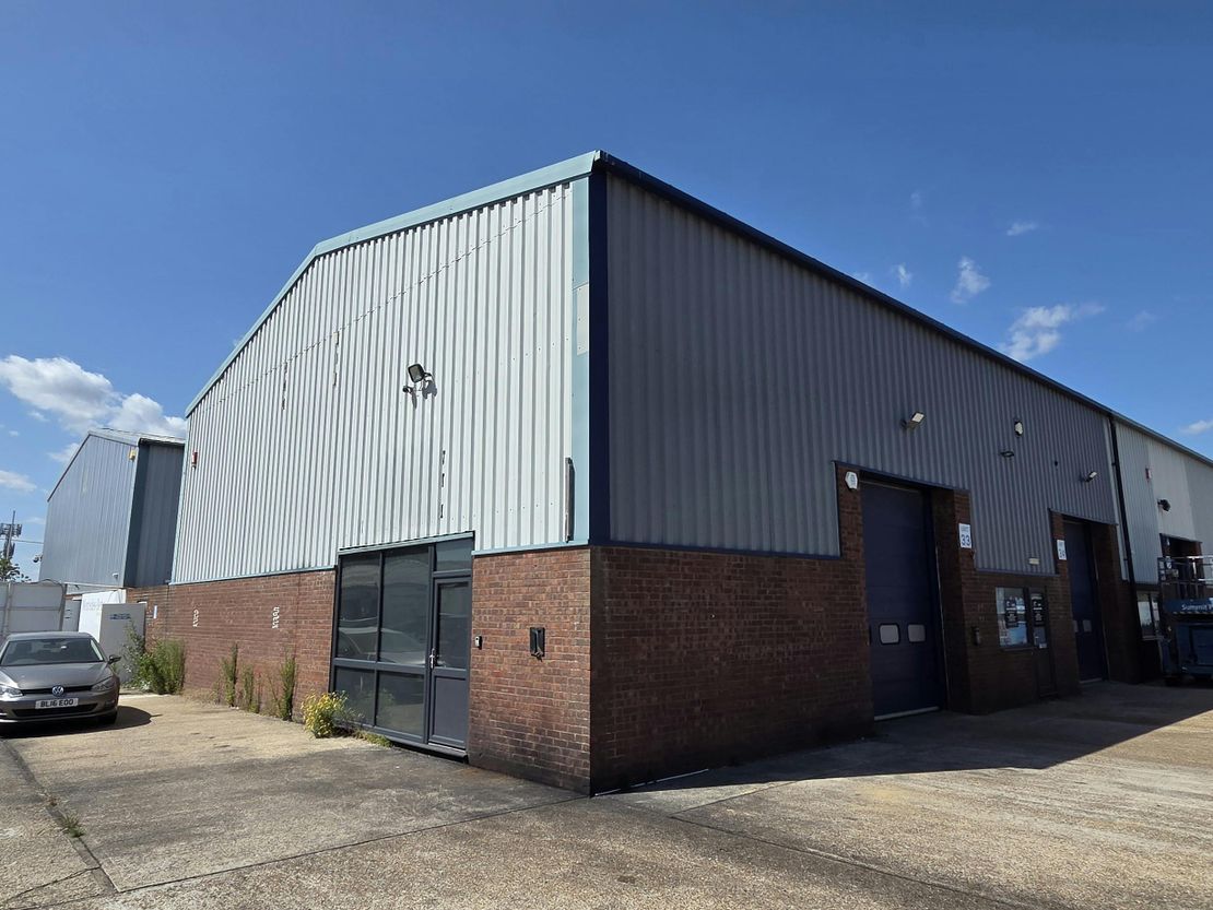 Units 33-34 Mountney Bridge Industrial Estate, Westham, Eastbourne, BN24 5NH
