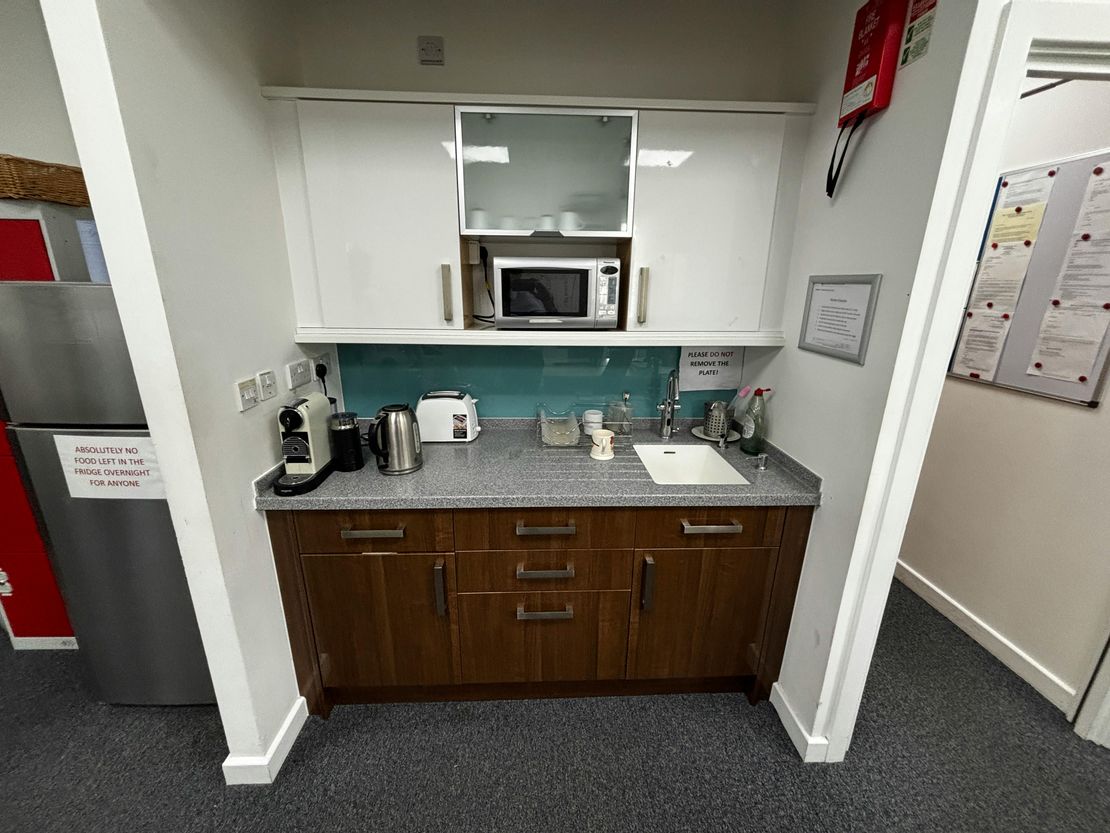 Unit 12 Orbital 25 Business Park, Tolpits Lane, Watford, WD18 9DA