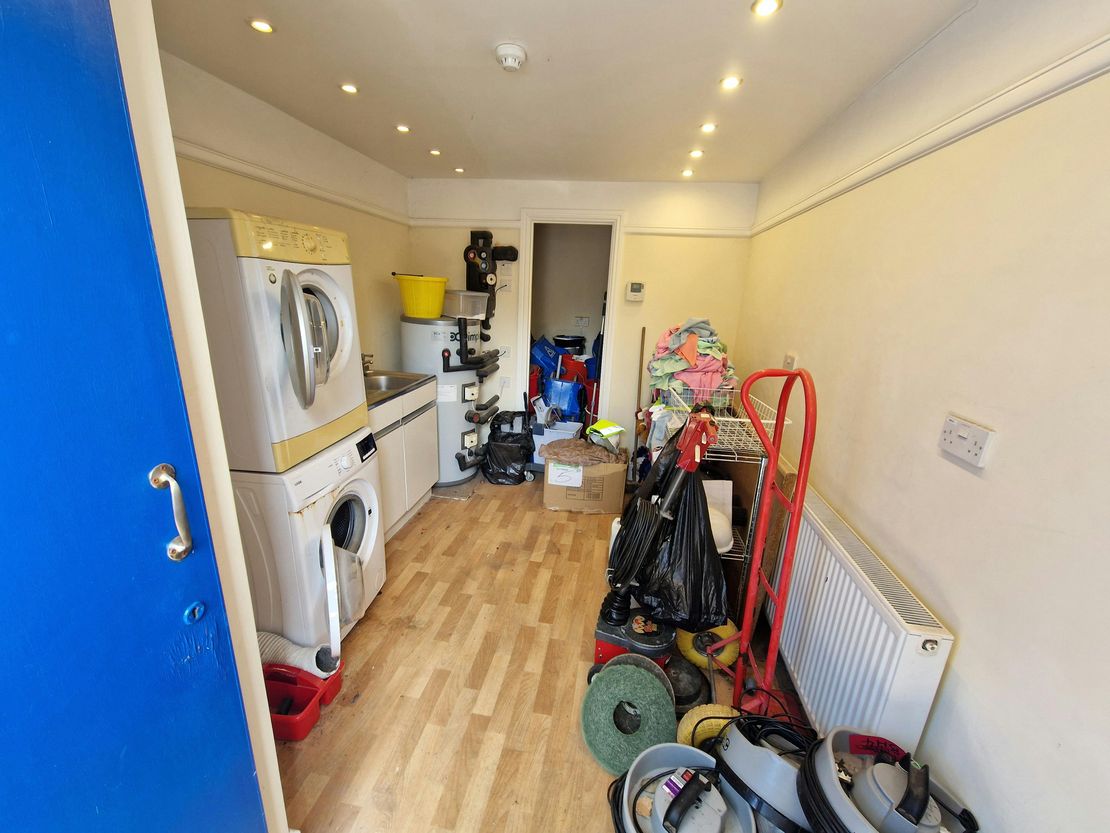 83A Stakes Road, Waterlooville, PO7 5NP