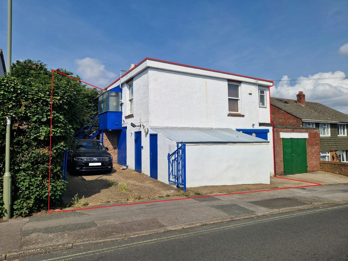 83A Stakes Road, Waterlooville, PO7 5NP