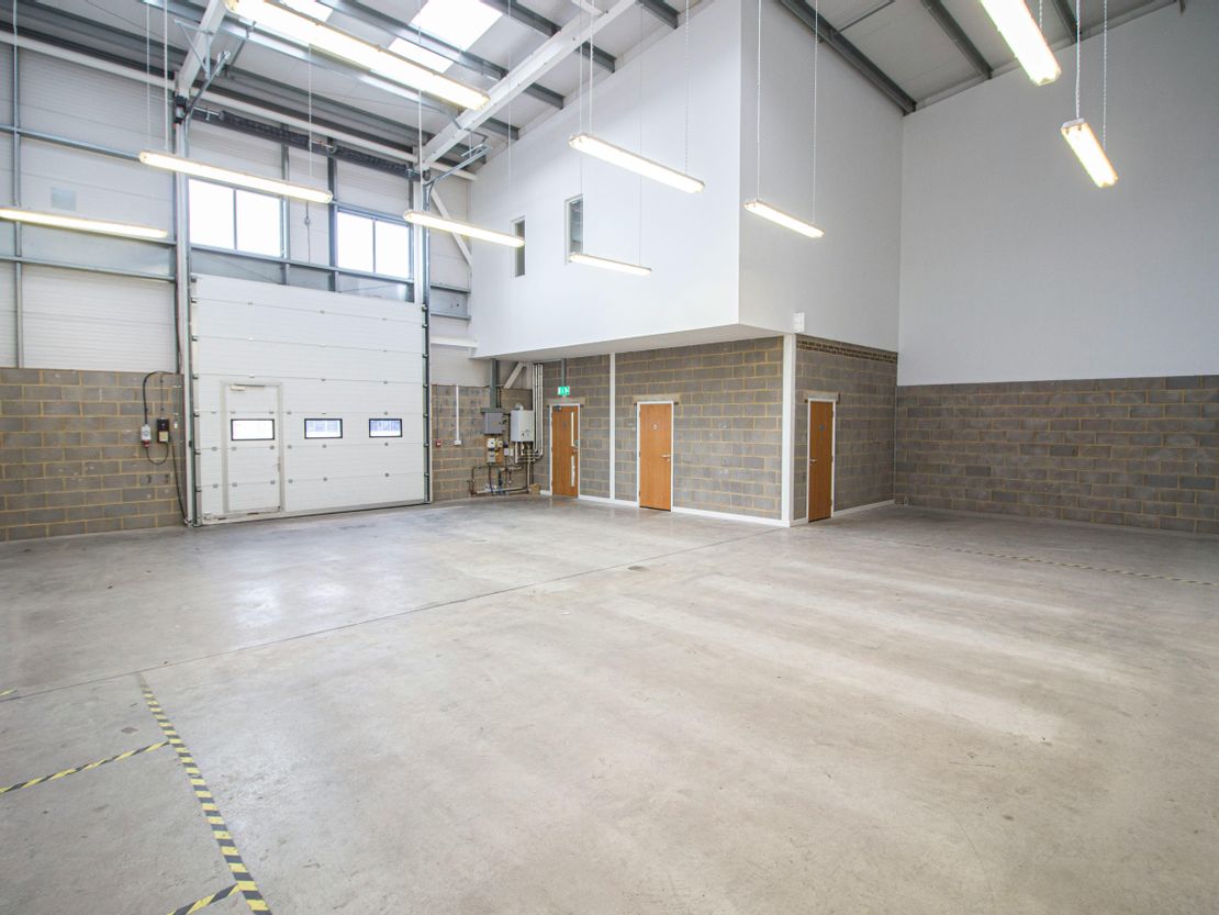 Unit B, 33 The Ridgeway, Iver, SL0 9HW