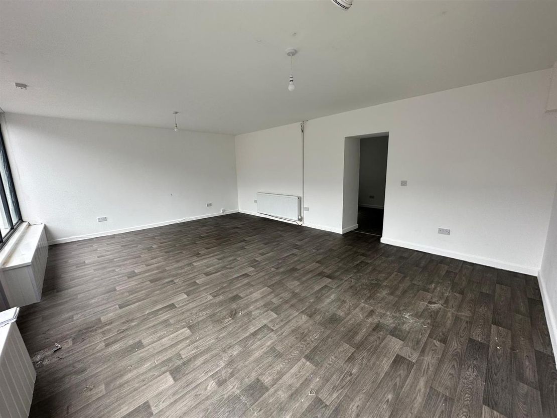 Wind Street, Ammanford