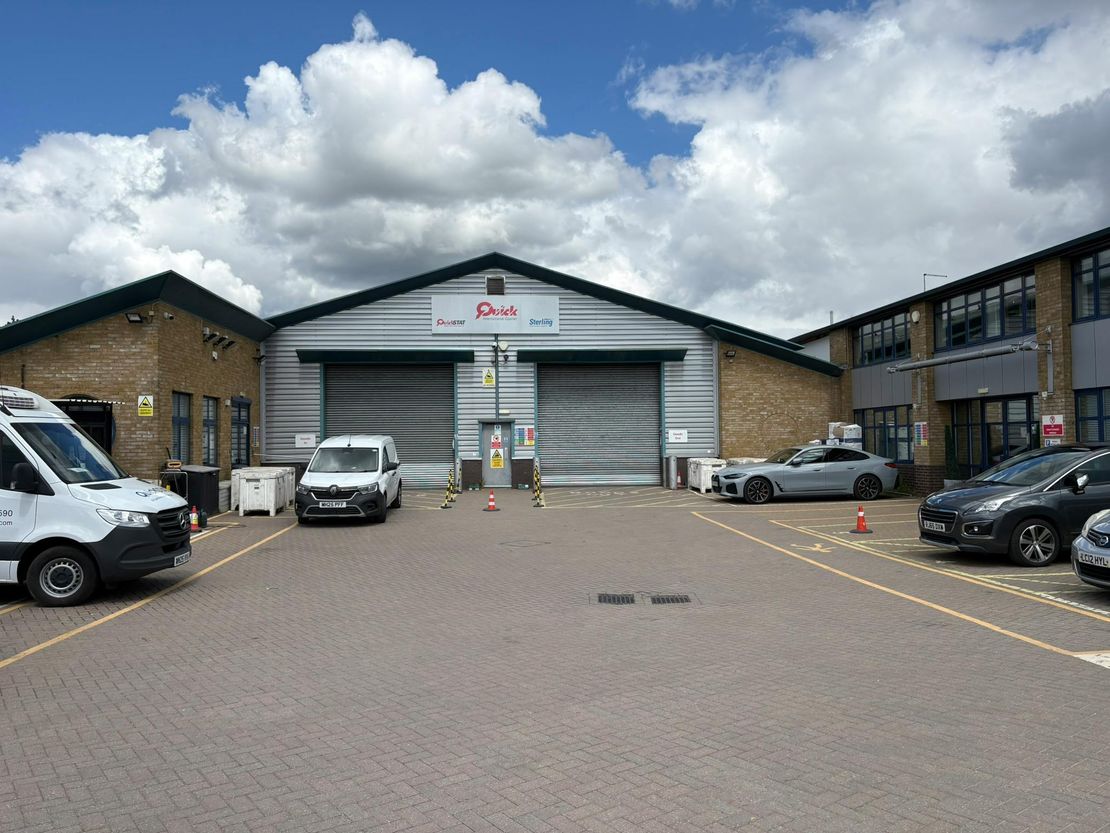 Unit 1-2, Prescott Road, Poyle, Slough, SL3 0AE