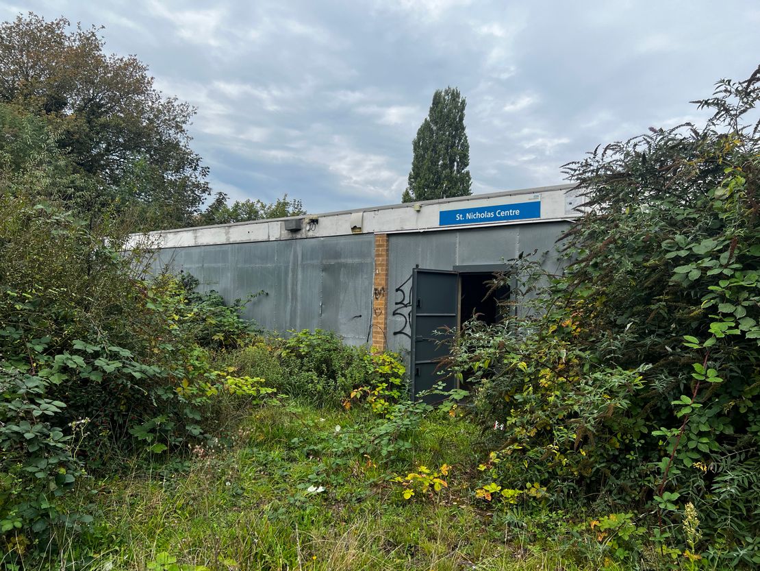 Land And Buildings, Moorfield Road, Alcester, Warwickshire, B49 5DA