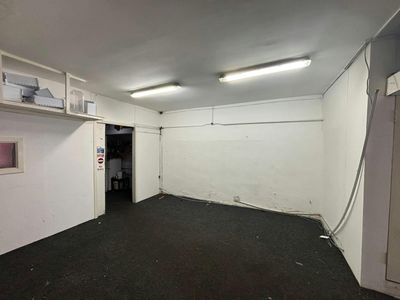 Property Image for 558 Dumbarton Road, Thornwood / Partick, Glasgow, G11 6RH