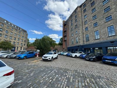Property Image for 50 Speirs Wharf, Glasgow, G4 9TH