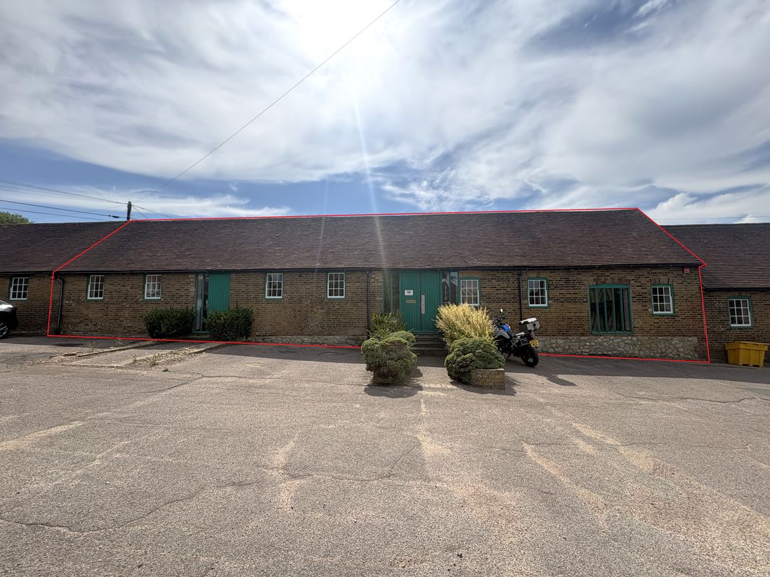 Unit 4 The Stable Block, Court Lodge Farm, Forge Lane, East Farleigh, Maidstone, Kent, ME15 0HQ
