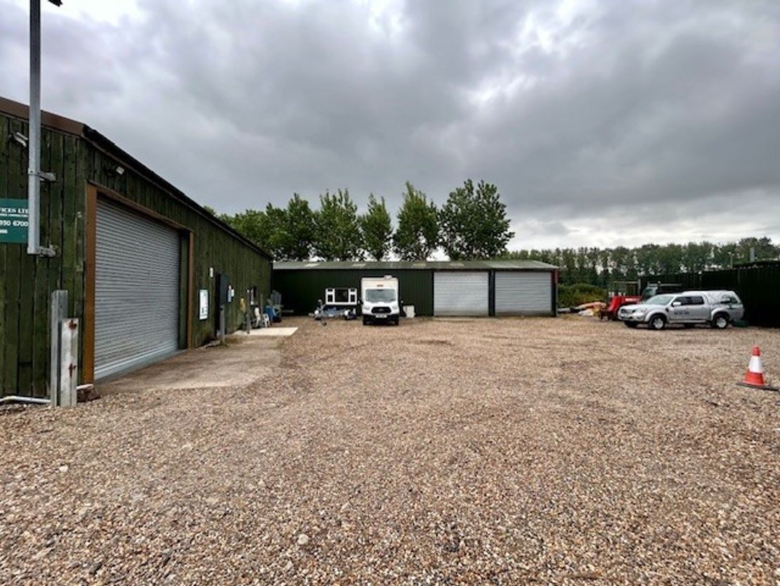 Unit 2 (Back Unit) Treeworld Nursey, Ufton Lane, Ufton Nervet, Reading, RG7 4HG