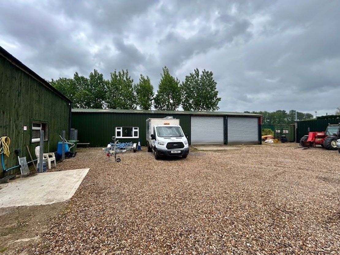 Unit 2 (Back Unit) Treeworld Nursey, Ufton Lane, Ufton Nervet, Reading, RG7 4HG