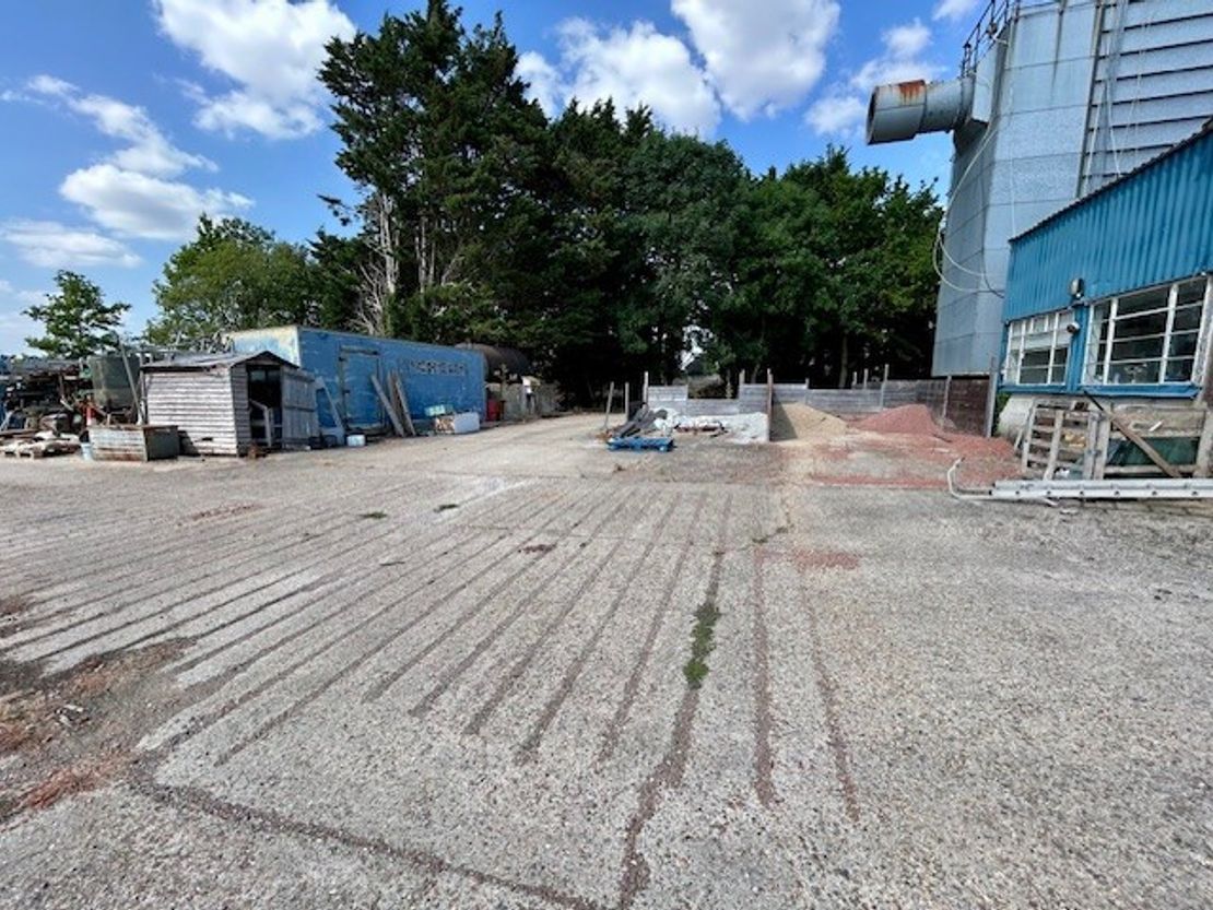 Yard Space At Alden Farm, Aldens Lane, Upton, Didcot, OX11 9HS