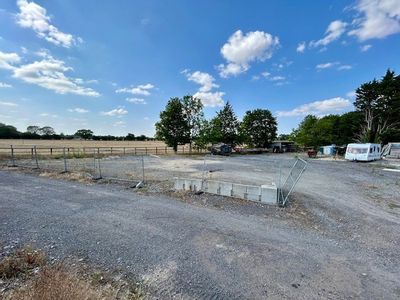 Property Image for Yard Space At Alden Farm, Aldens Lane, Upton, Didcot, OX11 9HS