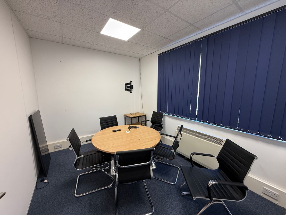 1 Exeter House Beaufort Court, Sir Thomas Longley Road, Medway City Estate, Rochester, Kent, ME2 4FE