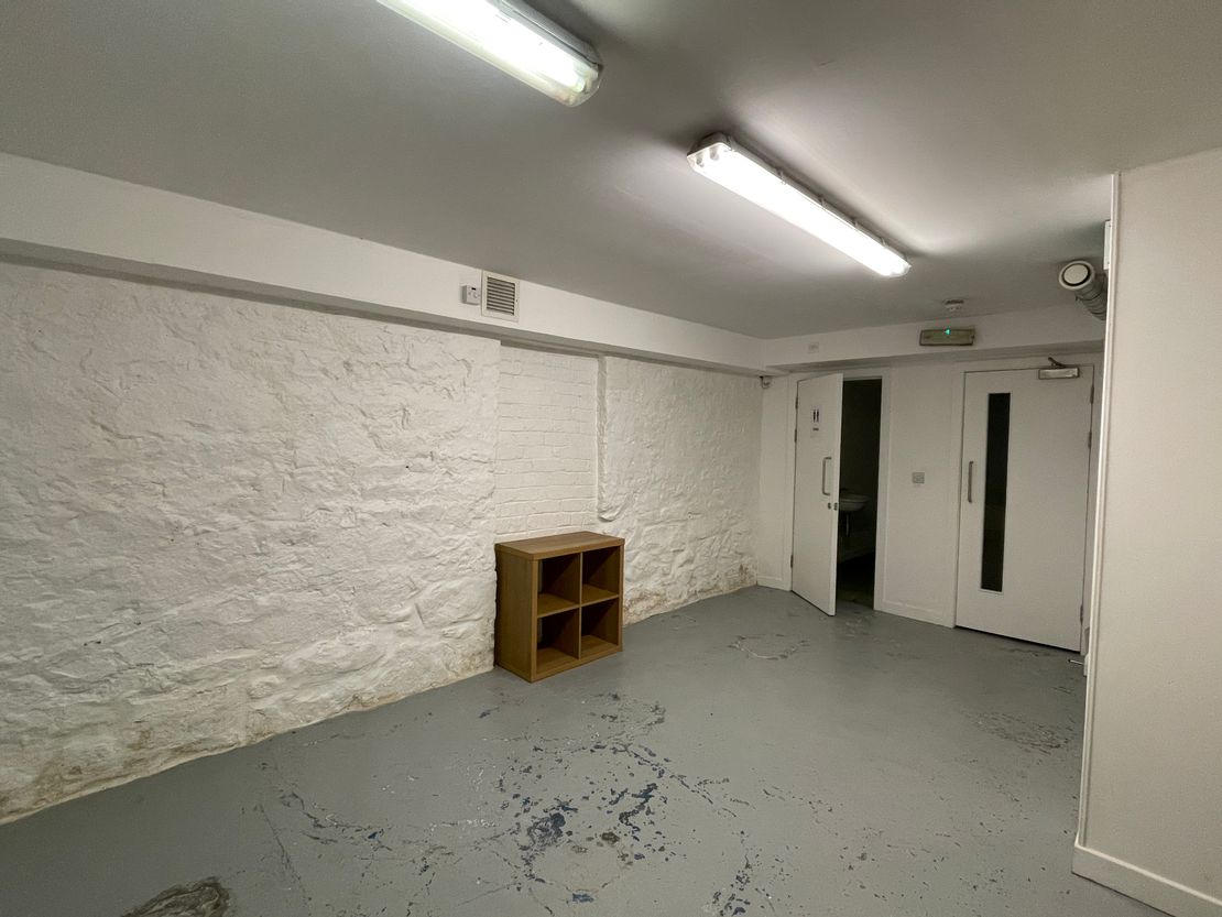 28, Great Junction Street, Edinburgh, EH6 5LA
