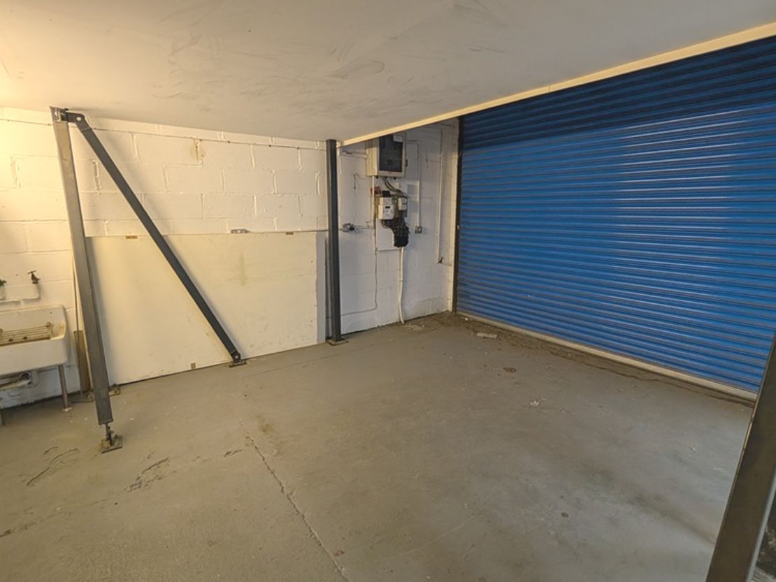 Unit 8, Pool Road, Nuneaton, Nuneaton, West Midlands, CV10 9AE