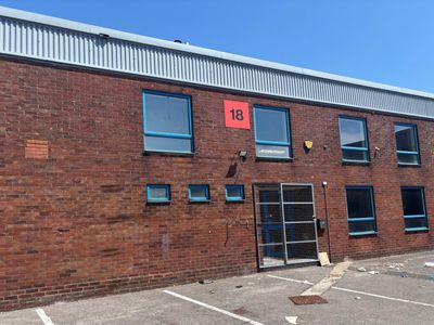 Property Image for Unit 18, Hambridge Trading Estate, Willowbrook Road, Worthing, BN14 8NA