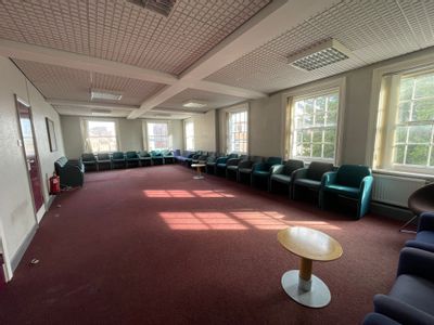 Property Image for 3 - 5 Bridge Street, Newbury, Berkshire, RG14 5BQ