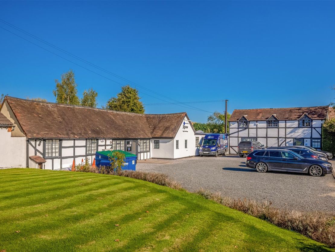 Birmingham Road, Kings Coughton, Alcester B49 5QF