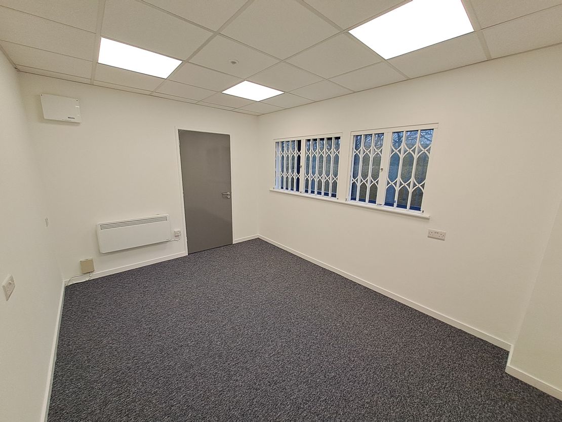 34 Burners Lane, Kiln Farm, Milton Keynes, Buckinghamshire, MK11 3HB