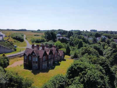 Property Image for Inchgarvie House, Society Road, South Queensferry, City Of Edinburgh, EH30 9SJ