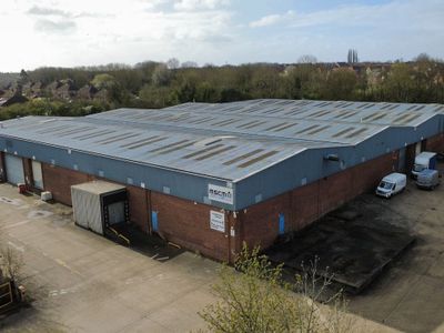 Property Image for Unit B Tingewick Road Industrial Park, Buckingham, MK18 1SU