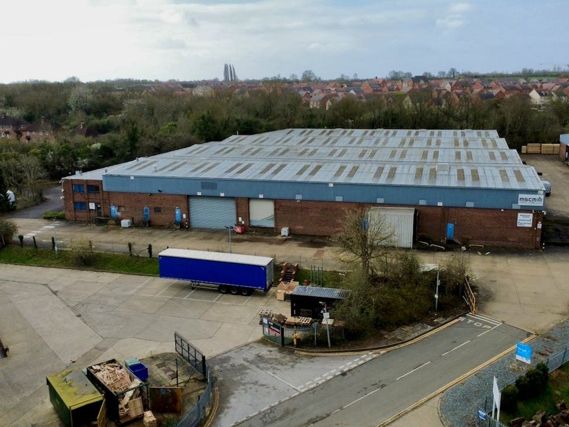 Unit B Tingewick Road Industrial Park, Buckingham, MK18 1SU
