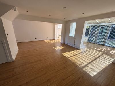Property Image for Upmill Close, West End, Southampton, Hampshire, SO30 3HT