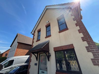 Property Image for Upmill Close, West End, Southampton, Hampshire, SO30 3HT