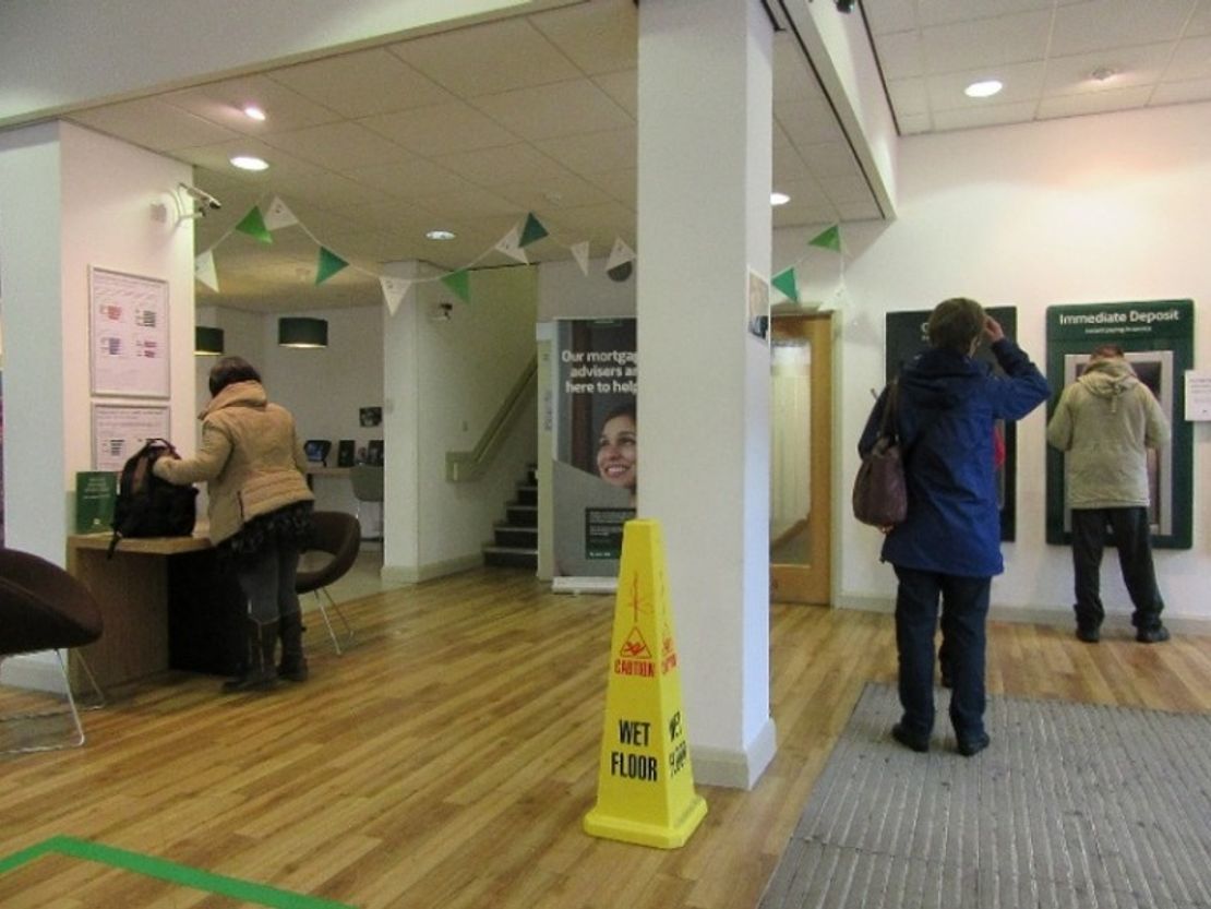 1-5, The Broadway, Crawley, RH10 1DU