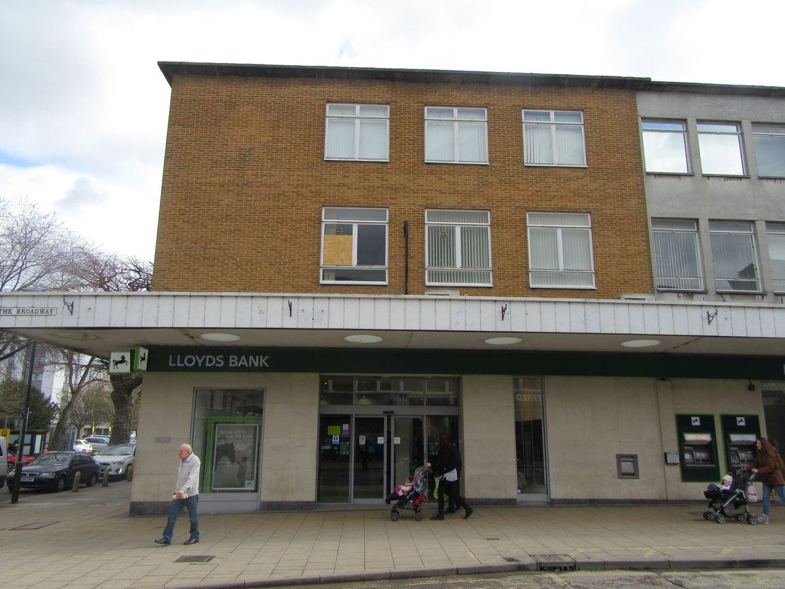 1-5, The Broadway, Crawley, RH10 1DU