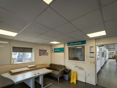 Property Image for 17, Bakewell Road, Loughborough, Leicestershire, LE11 5QY