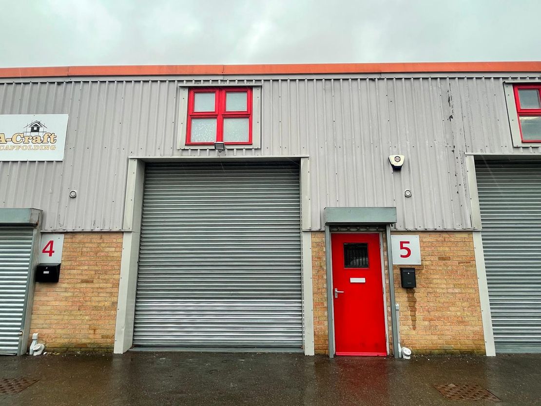 Unit 5, Walters Yard, Dukeries Way, Worksop, Nottinghamshire, S81 7FA