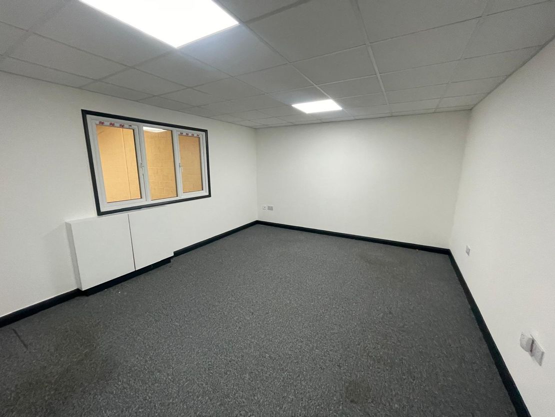 Unit 5, Walters Yard, Dukeries Way, Worksop, Nottinghamshire, S81 7FA