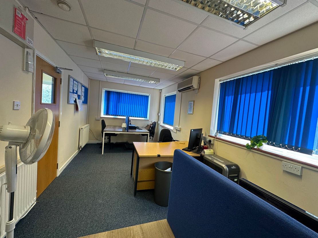 132 Bournemouth Road, Chandler's Ford, Eastleigh, Hampshire, SO53 3AL