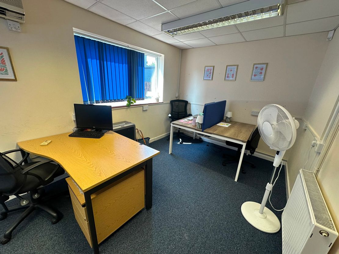 132 Bournemouth Road, Chandler's Ford, Eastleigh, Hampshire, SO53 3AL