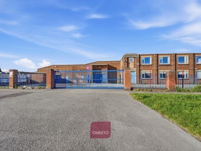 Property Image for 2a Hallam Fields Business Park, Hallam Fields Road, Ilkeston, Derbyshire, DE7 4AZ