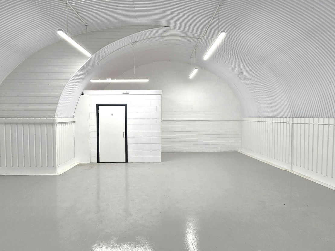 Arch 85 & Arch 86, Cable Street, Shadwell, London, E1 8AF