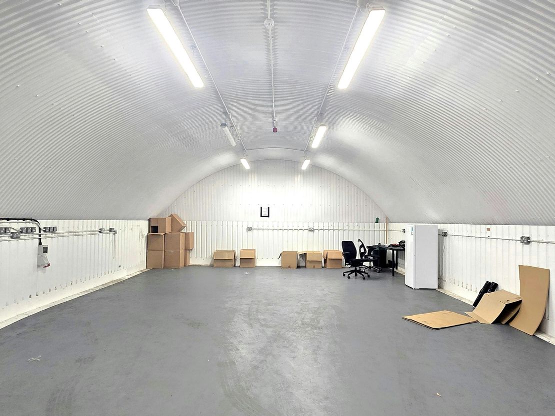 Arch 24A, Cudworth Street, Bethnal Green, London, E1 5QU