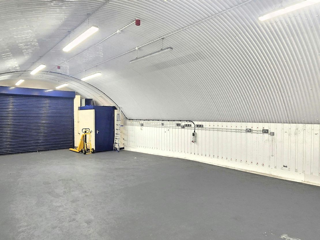 Arch 24A, Cudworth Street, Bethnal Green, London, E1 5QU