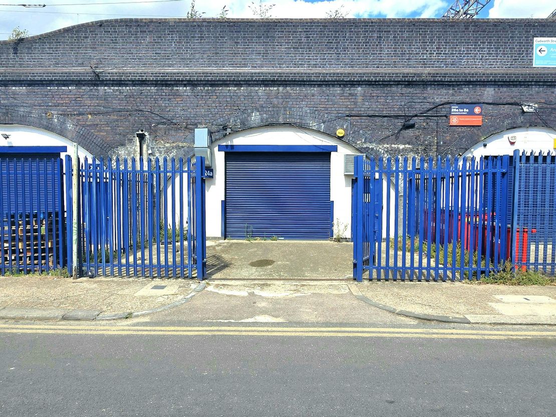Arch 24A, Cudworth Street, Bethnal Green, London, E1 5QU