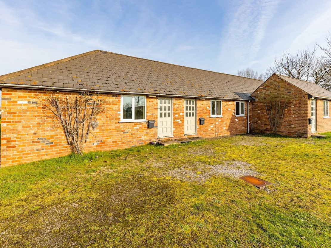 Hartledge Farm, Redmarley, Gloucester, Gloucestershire, GL19 3ND