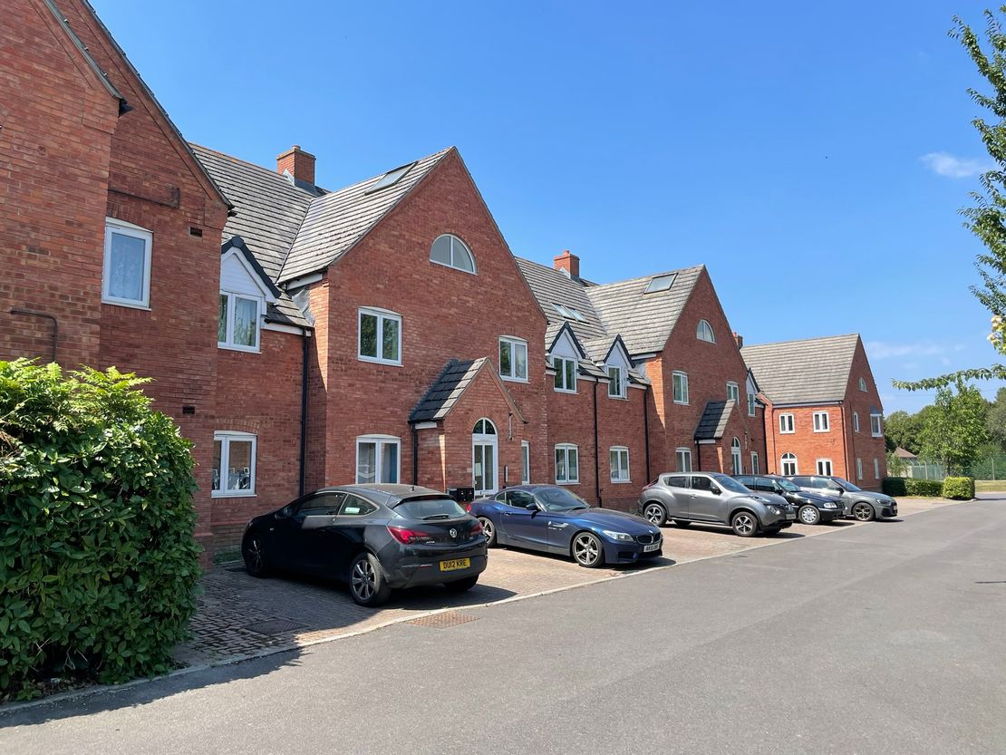5-24 St. Barbaras Close, Ashchurch, Tewkesbury, Gloucestershire, GL20 8LG