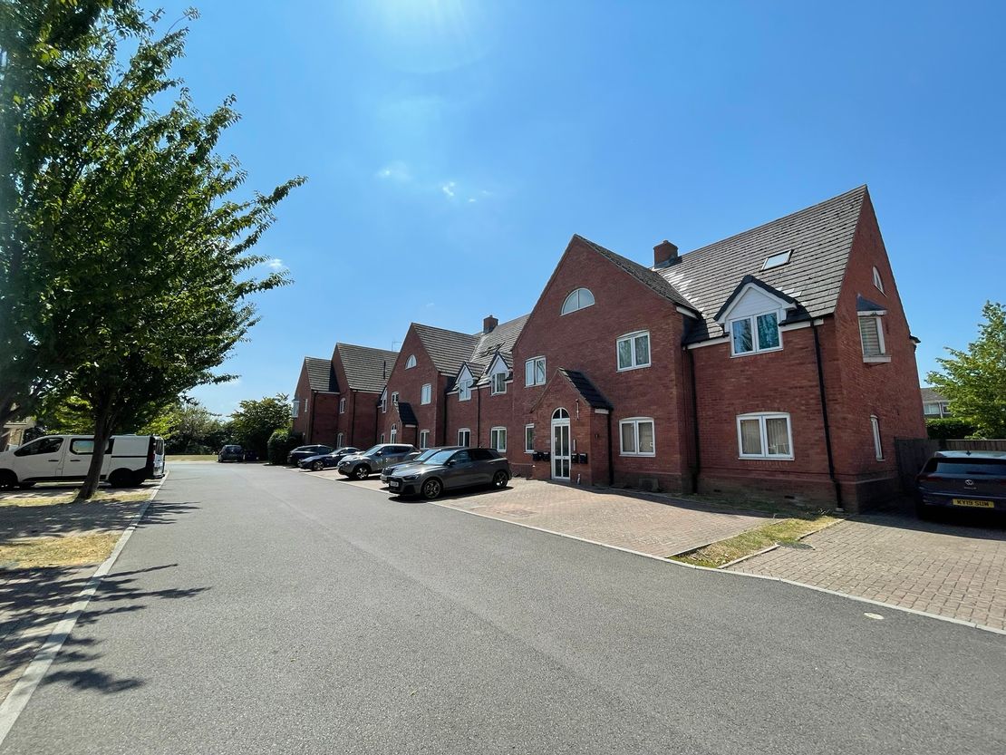 5-24 St. Barbaras Close, Ashchurch, Tewkesbury, Gloucestershire, GL20 8LG