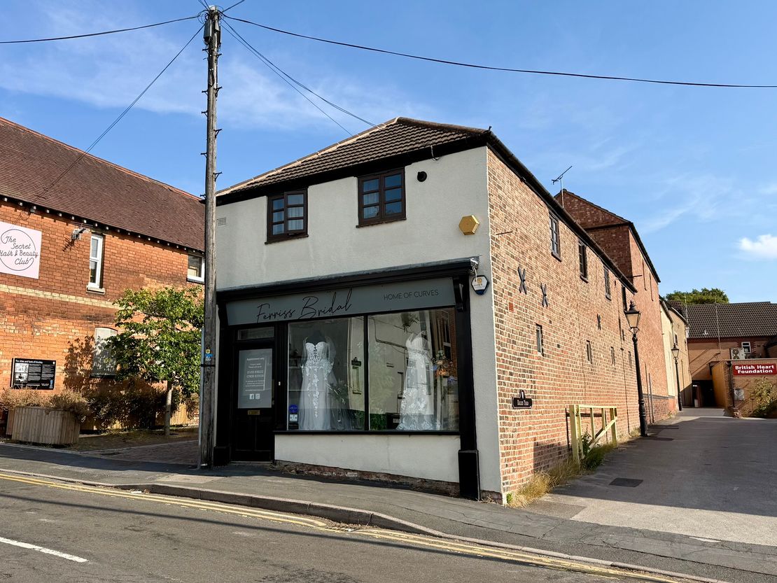 65 Stockwell Head, Hinckley, Leicestershire, LE10 1RD