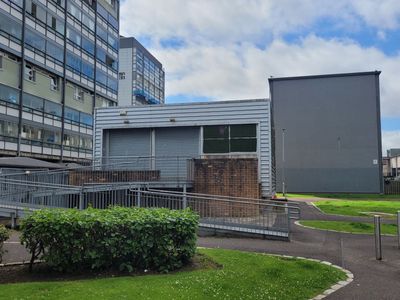 Property Image for 10, Commercial Court, Glasgow, G5 0PJ