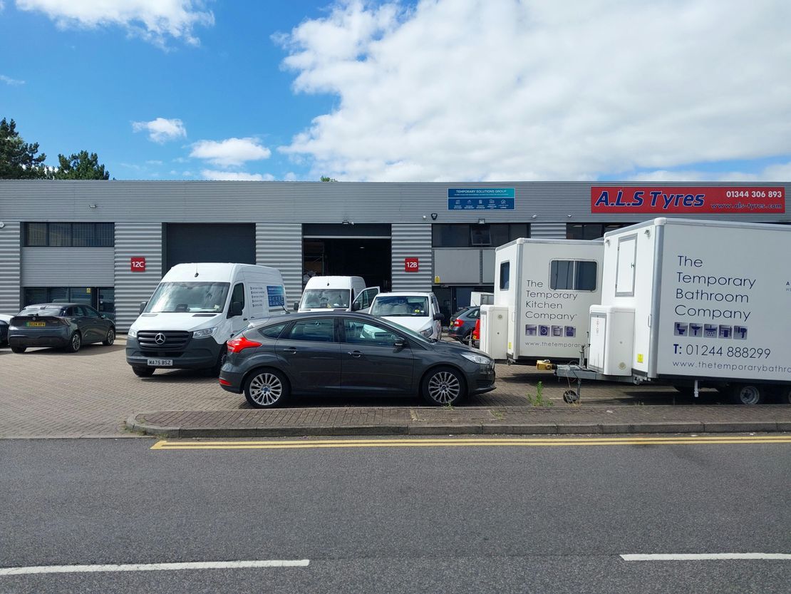 Unit 12b, The Western Centre, Western Road, Bracknell, RG12 1RW