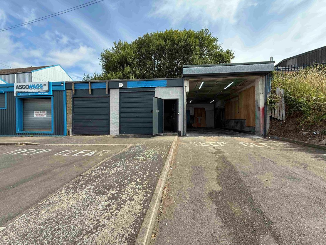 Former Campervan Worx, Mason Street, Fenton, ST4 3LS