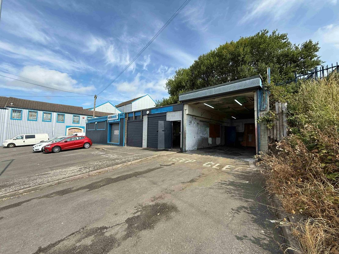 Former Campervan Worx, Mason Street, Fenton, ST4 3LS