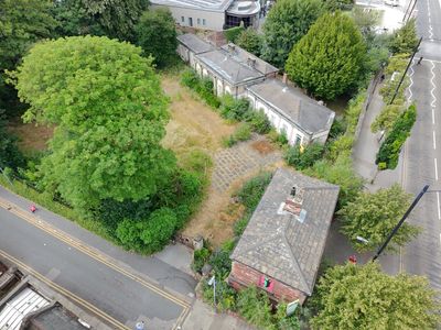 Property Image for The Orangery And Lodge, Back Lane, Wakefield, West Yorkshire, WF1 2TG