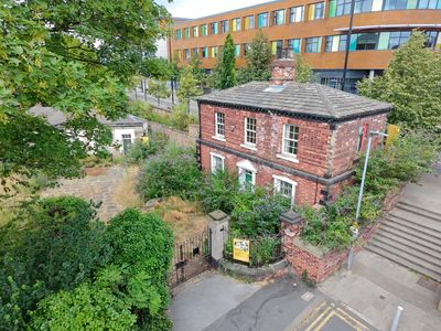 Property Image for The Orangery And Lodge, Back Lane, Wakefield, West Yorkshire, WF1 2TG