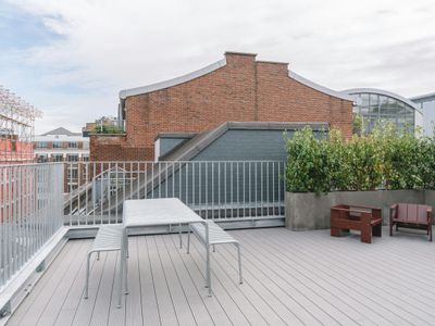 Property Image for 12 Great Sutton Street, London, EC1V 0BX